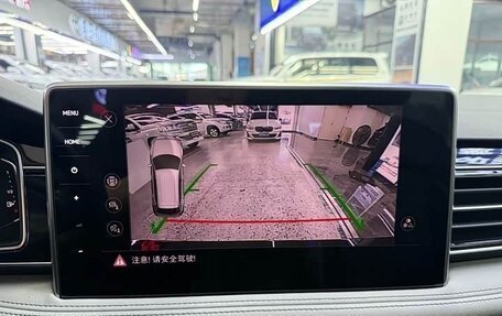 Volkswagen Tiguan II, 2023 год, 2 400 000 рублей, 14 фотография