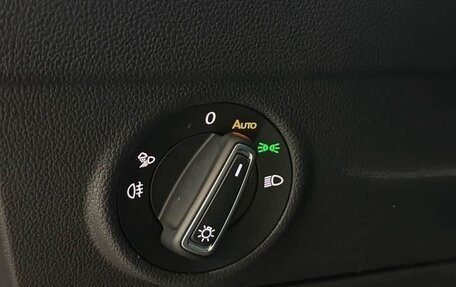 Volkswagen Tiguan II, 2023 год, 2 400 000 рублей, 13 фотография