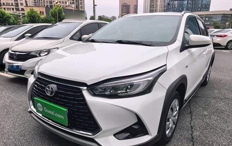 Toyota Yaris, 2022 год, 1 053 000 рублей, 1 фотография
