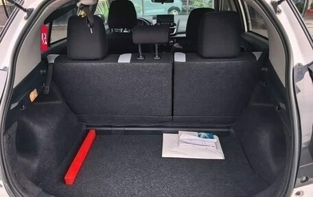 Toyota Yaris, 2022 год, 1 053 000 рублей, 15 фотография