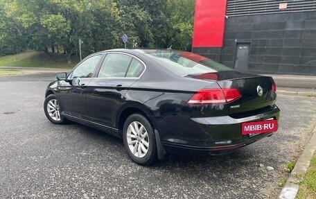 Volkswagen Passat B8 рестайлинг, 2019 год, 1 999 000 рублей, 4 фотография
