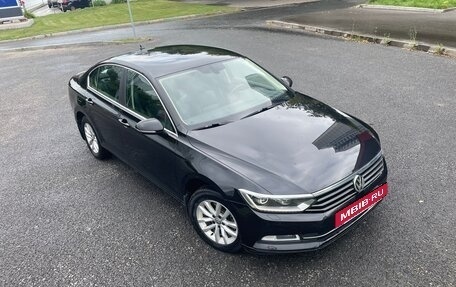 Volkswagen Passat B8 рестайлинг, 2019 год, 1 999 000 рублей, 6 фотография