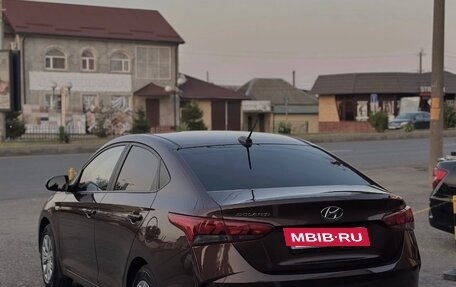 Hyundai Solaris II рестайлинг, 2022 год, 1 700 000 рублей, 9 фотография