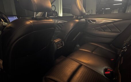Infiniti Q50 I рестайлинг, 2015 год, 2 400 000 рублей, 12 фотография