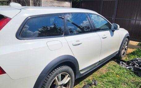 Volvo V90 Cross Country I рестайлинг, 2018 год, 2 900 000 рублей, 7 фотография