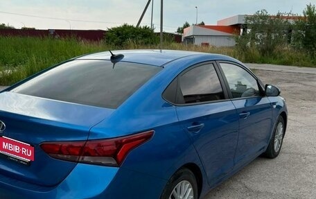 Hyundai Solaris II рестайлинг, 2017 год, 1 230 000 рублей, 2 фотография