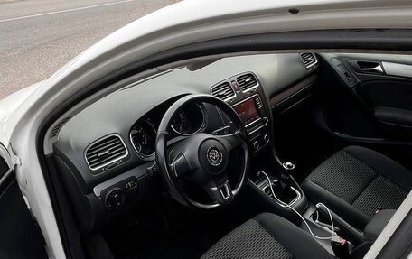 Volkswagen Golf VI, 2011 год, 820 000 рублей, 9 фотография