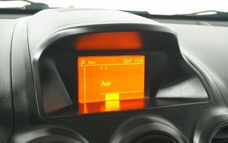 Opel Antara I, 2014 год, 900 000 рублей, 13 фотография