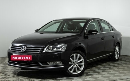 Volkswagen Passat B7, 2011 год, 749 777 рублей, 2 фотография