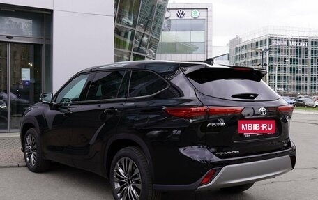 Toyota Highlander, 2026 год, 5 200 000 рублей, 6 фотография