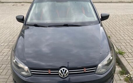 Volkswagen Polo VI (EU Market), 2013 год, 650 000 рублей, 2 фотография