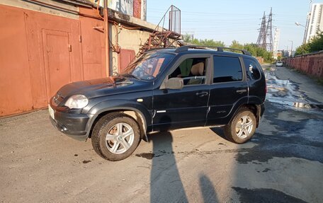 Chevrolet Niva I рестайлинг, 2011 год, 340 000 рублей, 6 фотография