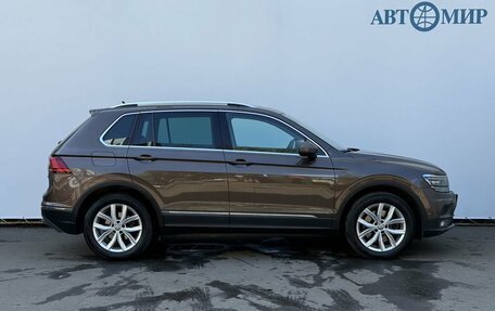 Volkswagen Tiguan II, 2017 год, 2 410 000 рублей, 4 фотография