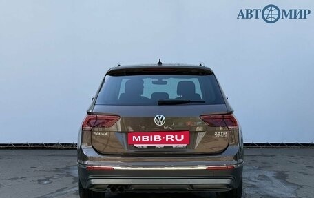 Volkswagen Tiguan II, 2017 год, 2 410 000 рублей, 6 фотография