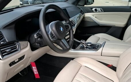 BMW X5, 2018 год, 5 090 000 рублей, 13 фотография