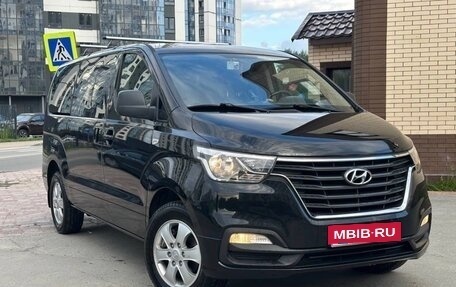 Hyundai Grand Starex Grand Starex I рестайлинг 2, 2018 год, 2 930 000 рублей, 6 фотография