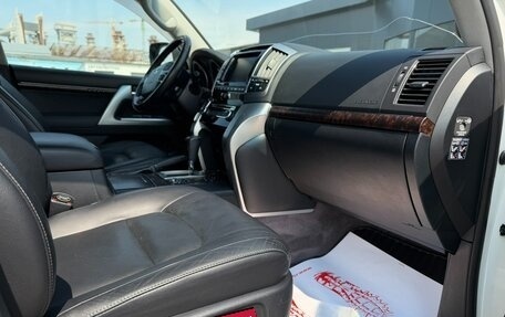 Toyota Land Cruiser 200, 2012 год, 4 500 000 рублей, 10 фотография