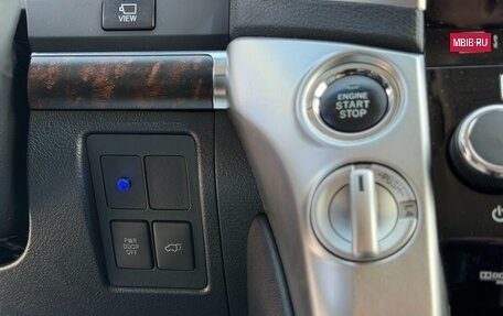 Toyota Land Cruiser 200, 2012 год, 4 500 000 рублей, 14 фотография