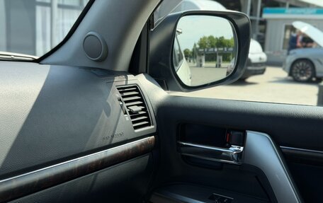 Toyota Land Cruiser 200, 2012 год, 4 500 000 рублей, 21 фотография