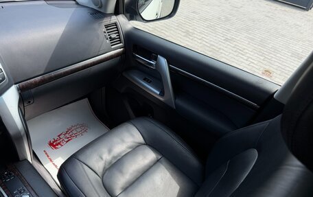 Toyota Land Cruiser 200, 2012 год, 4 500 000 рублей, 33 фотография