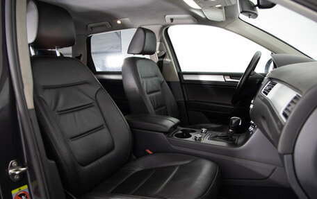 Volkswagen Touareg III, 2012 год, 1 549 000 рублей, 12 фотография
