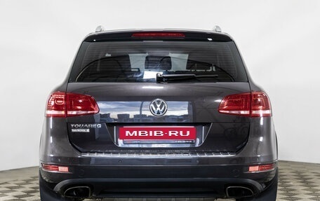 Volkswagen Touareg III, 2012 год, 1 549 000 рублей, 7 фотография