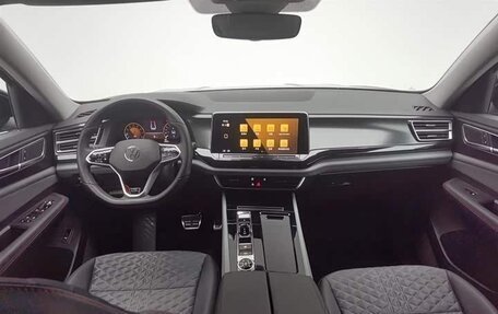 Volkswagen Teramont I, 2024 год, 4 200 000 рублей, 5 фотография