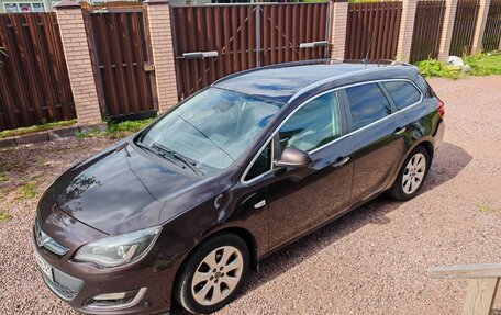 Opel Astra J, 2013 год, 800 000 рублей, 3 фотография