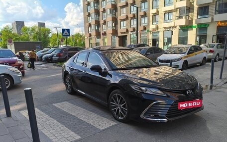 Toyota Camry, 2023 год, 2 450 000 рублей, 5 фотография