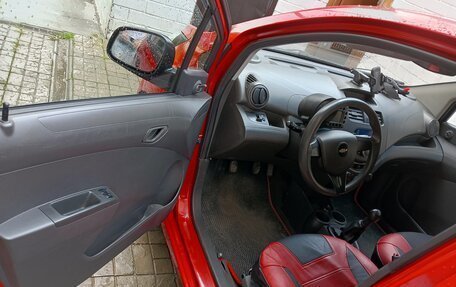 Chevrolet Spark III, 2011 год, 500 000 рублей, 8 фотография