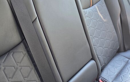Toyota RAV4, 2020 год, 3 200 000 рублей, 12 фотография