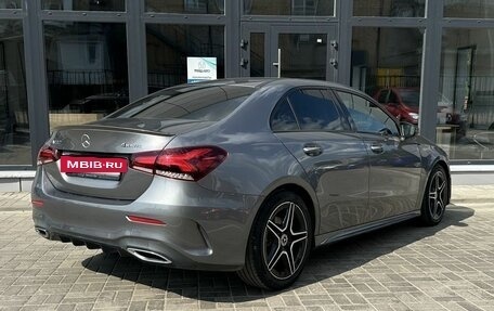 Mercedes-Benz A-Класс, 2020 год, 3 300 000 рублей, 3 фотография