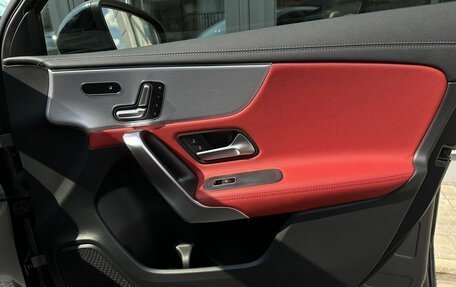 Mercedes-Benz A-Класс, 2020 год, 3 300 000 рублей, 20 фотография
