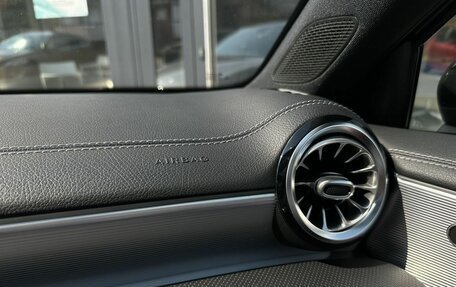 Mercedes-Benz A-Класс, 2020 год, 3 300 000 рублей, 24 фотография