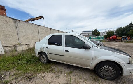 Renault Logan I, 2015 год, 170 000 рублей, 3 фотография