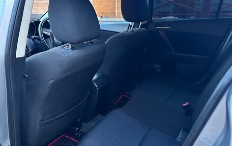 Mazda Axela, 2010 год, 850 000 рублей, 16 фотография