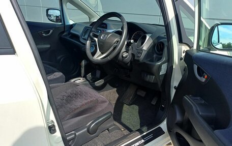 Honda Fit III, 2010 год, 1 000 000 рублей, 8 фотография