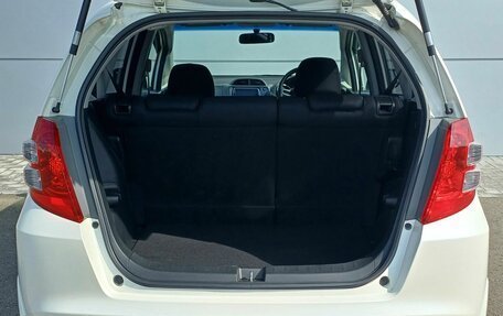 Honda Fit III, 2010 год, 1 000 000 рублей, 14 фотография