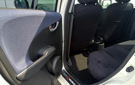 Honda Fit III, 2010 год, 1 000 000 рублей, 15 фотография