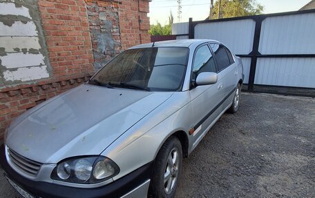 Toyota Avensis III рестайлинг, 1999 год, 330 000 рублей, 3 фотография