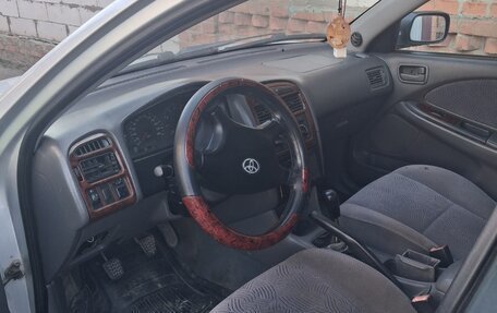 Toyota Avensis III рестайлинг, 1999 год, 330 000 рублей, 4 фотография