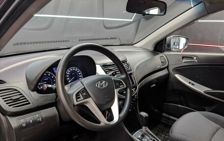 Hyundai Solaris II рестайлинг, 2012 год, 850 000 рублей, 15 фотография