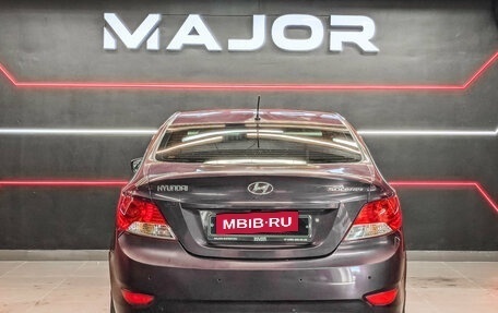 Hyundai Solaris II рестайлинг, 2012 год, 850 000 рублей, 6 фотография