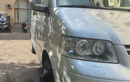Volkswagen Multivan T5, 2005 год, 1 360 000 рублей, 4 фотография