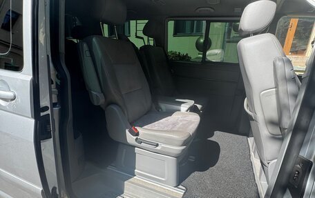 Volkswagen Multivan T5, 2005 год, 1 360 000 рублей, 9 фотография