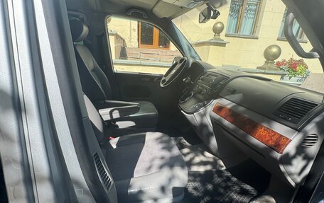 Volkswagen Multivan T5, 2005 год, 1 360 000 рублей, 11 фотография