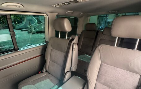 Volkswagen Multivan T5, 2005 год, 1 360 000 рублей, 13 фотография