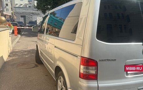 Volkswagen Multivan T5, 2005 год, 1 360 000 рублей, 5 фотография