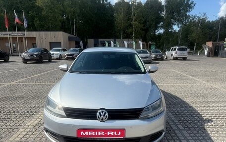 Volkswagen Jetta VI, 2014 год, 1 050 000 рублей, 1 фотография