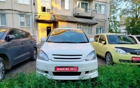 Toyota Ipsum II, 2001 год, 550 000 рублей, 1 фотография